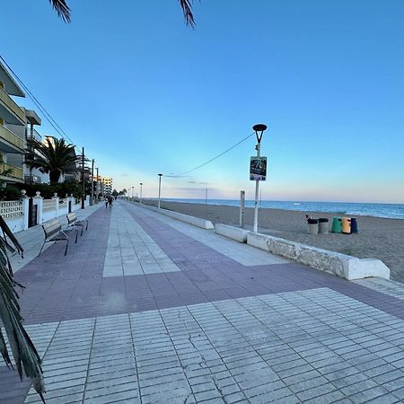 Sea Views Sanatori Beach, Barcelona Calafell Εξωτερικό φωτογραφία